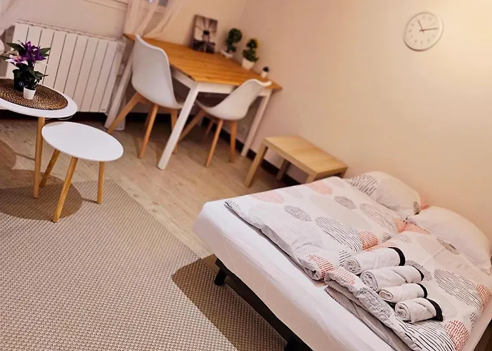 Appartement A Proximite De La Gare Du Rer B Le Guichet ,Paris Saclay